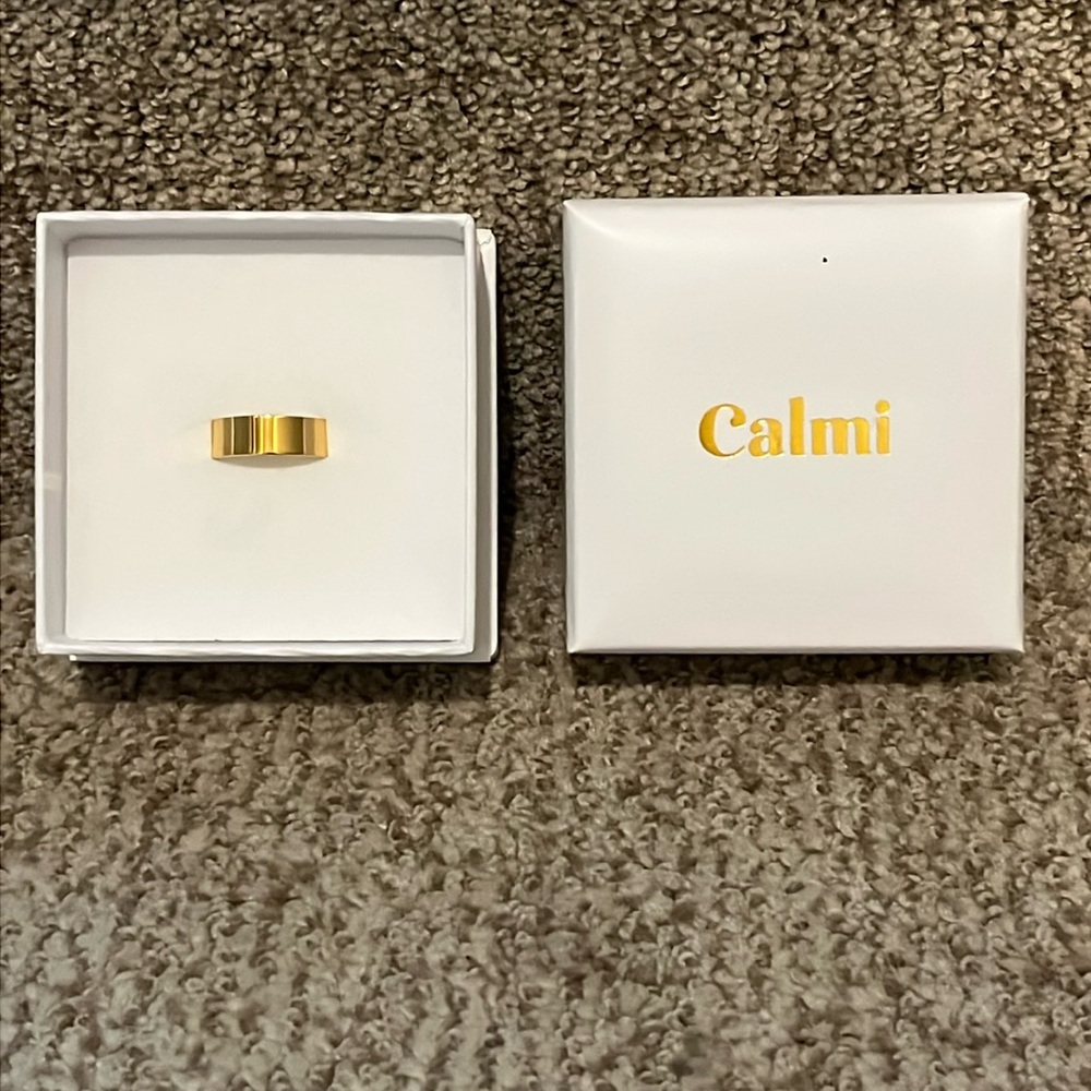 Calmi ring - new